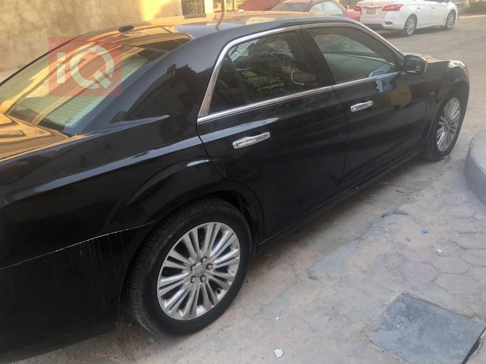 Chrysler 300